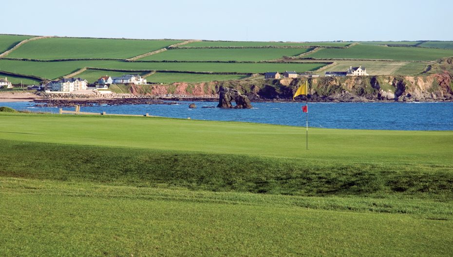 3-great-golf-courses-in-south-devon-coast-country-cottages